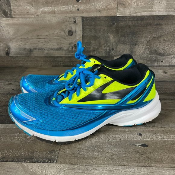 Brooks Launch 4 Running Sneakers - Picture 3 of 9